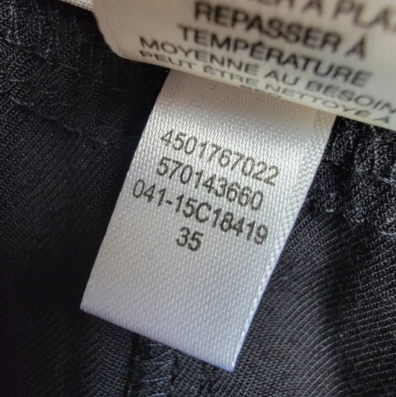 Chico's Black Ultimate Fit Ankle Joggers Pants Size 2 - Picture 11 of 13